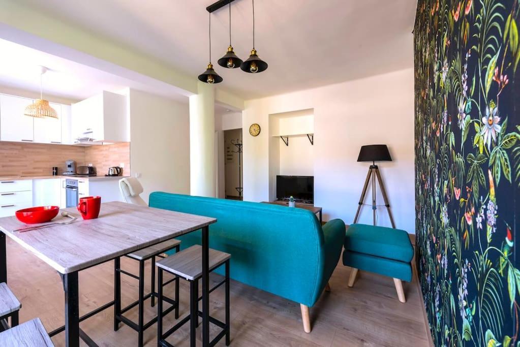 Apartamento L'Azur 15'Plage 10'Port 5'Train Clim Wifi Pkg Tolón Exterior foto